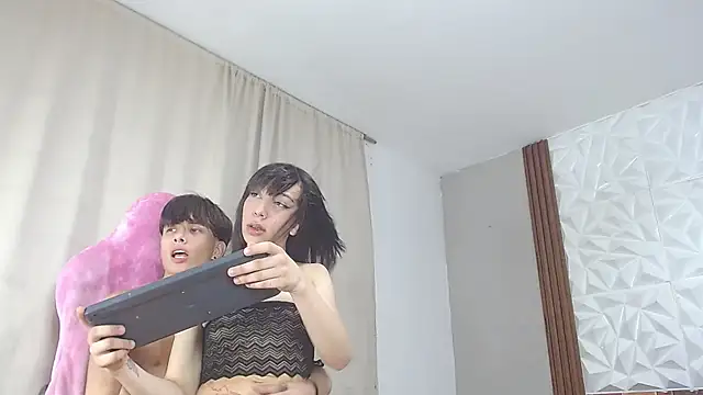 Czat XXX na żywo – Channi_smith_