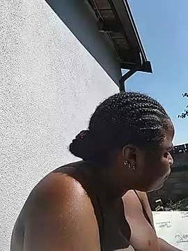 JuicyHoney_01 - Golden rain