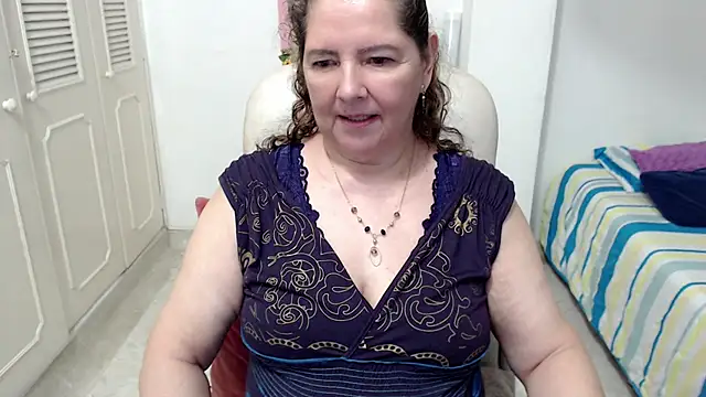leonela_69 Live XXX-Chat