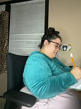 Tillymarie - Ball gag, rope, and oil that ass up !