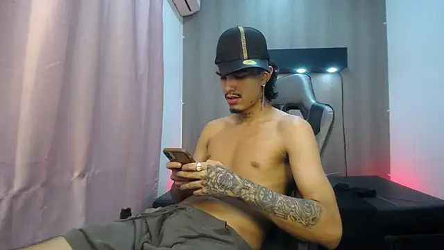 Tayson_Hot – Live XXX-chat