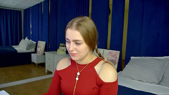 EllaBells Adlı Modelin Canlı XXX Sohbeti