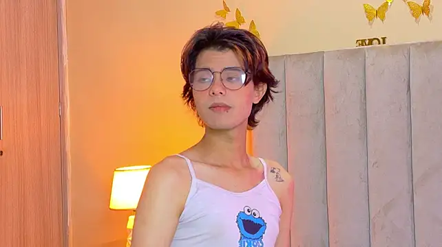 Derek_Sinn élő XXX-chatje