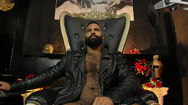 แชท XXX สดของ BeardAndrew