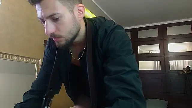 Chat +18 de FelixRook ao vivo