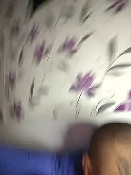 Berti3128 Chat XXX in diretta