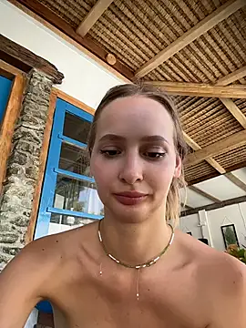 Chat +18 de DearA_ ao vivo
