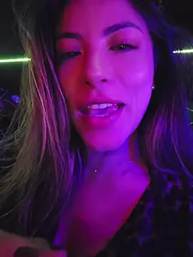 Karen_San_Miguel - Lick fingers and I dance for you 😈