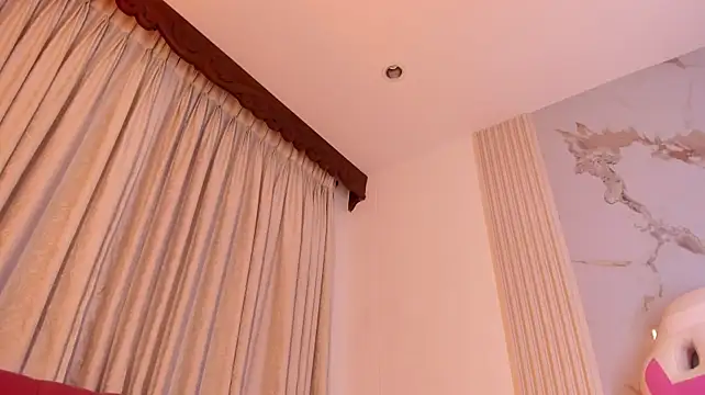 Chat +18 de MelodyBliss ao vivo