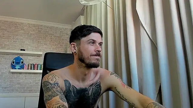 JonahShaw Live XXX Chat