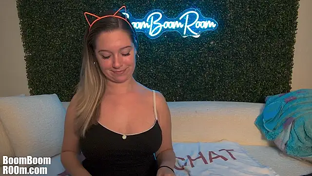 boomboomr00m Шоу с уебкамера