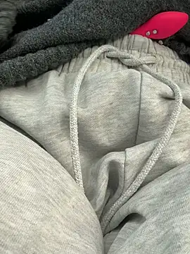 F3ckd0lllucy Webcam-Show