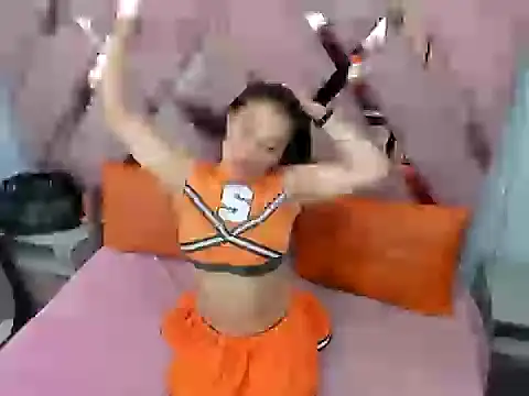 Chat +18 de hornyrouse_1 ao vivo