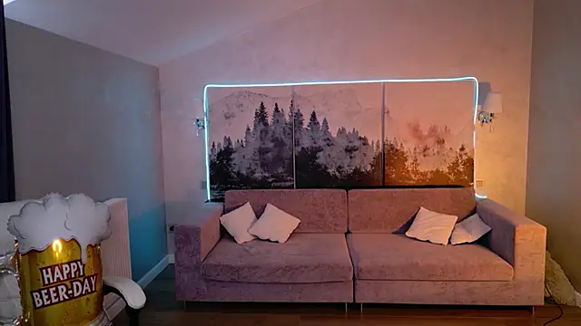 Živý XXX chat GoldieHoshie