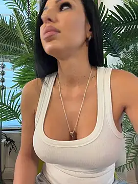 Chatroom XXX en direct de ReynaMorel