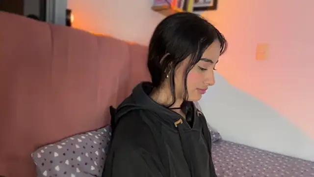 แชท XXX สดของ Issabella001