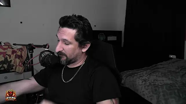 Chat XXX en directo de DevilPup75_