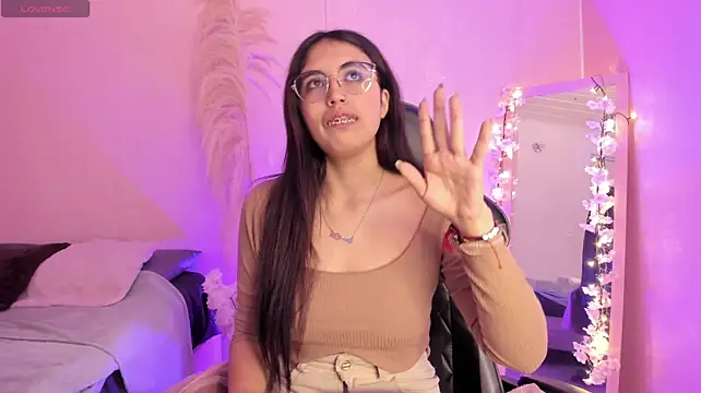 Valk_submissive Chat XXX live