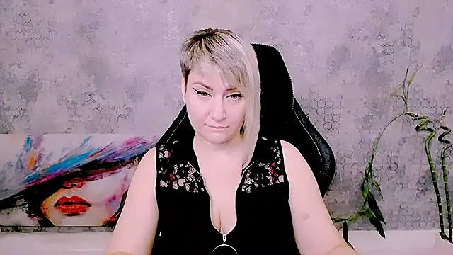 Živý XXX chat Djullia