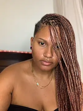 madelltheebony Live XXX-Chat