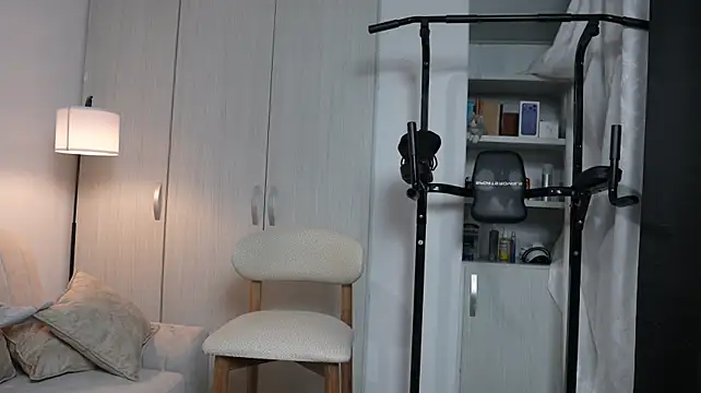 Paradise_boy__ XXX чат на живо