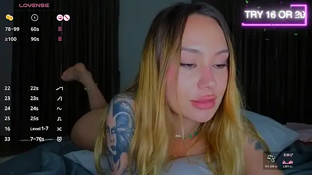 XXX chat uživo modela baobei03