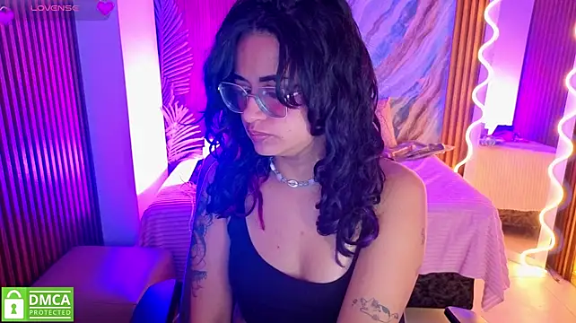 Chat +18 de kristen_tay ao vivo