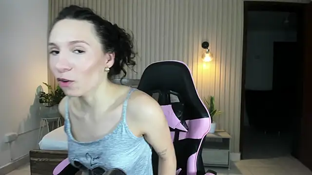 Chat +18 de valeryn__rosse ao vivo