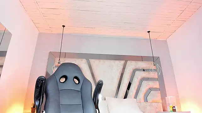 AngelineHeet - FUCKING ALL MY HOLES SQUIRT ALL OVER💦🔥
