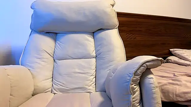 McdnwcmbbbeiI_12 - HI