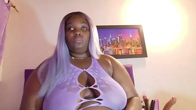 ebony_NeighborMoans Chat XXX in diretta