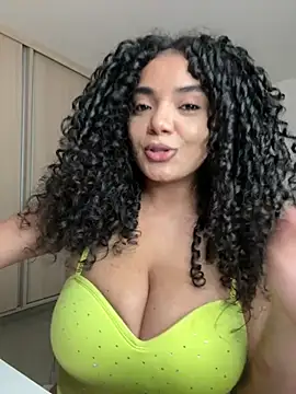 Curlyierr - PLUG ANAL SQUAT POV IN YOUR FACE