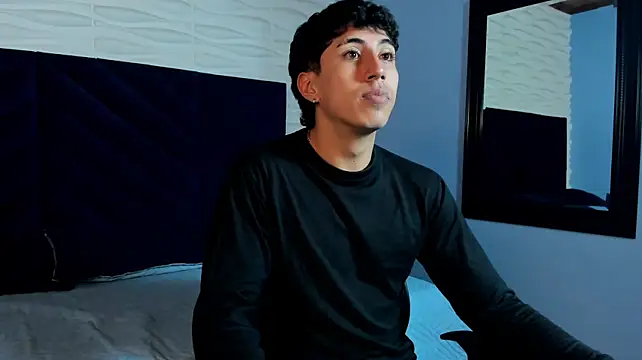 Gerard_evans_ Chat XXX live