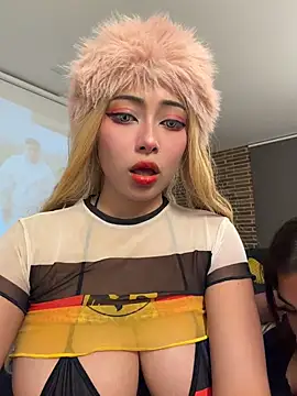 Seraphine23 - Show pussy two girls