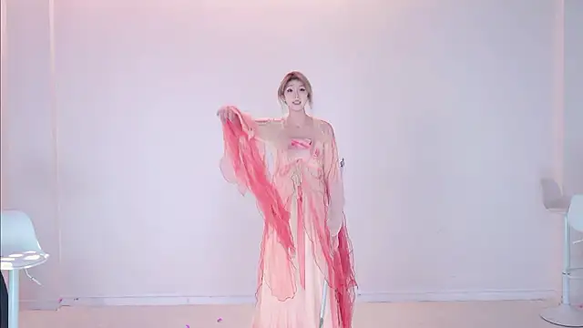 IVE-111 Live XXX-Chat