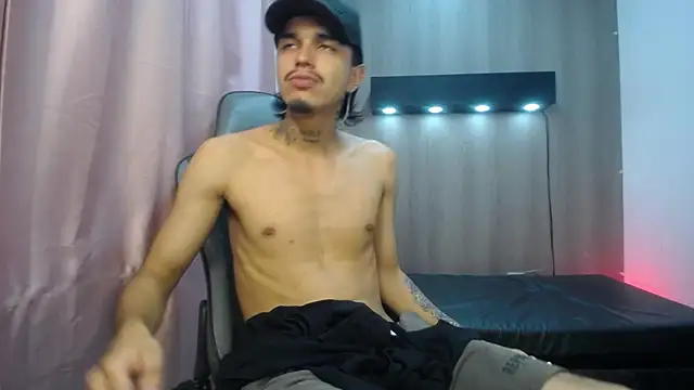 Tayson_Hot Live XXX-Chat