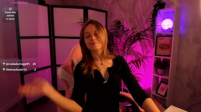 Chatroom XXX en direct de Alisa_Laurent