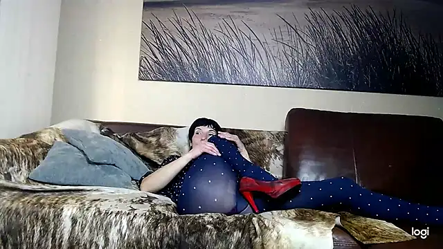 ElizabethLong Chat XXX in diretta