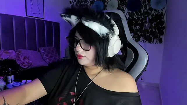 Kitty_Gang - Fuck with interactive toys 🔥