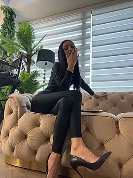 FeetVibe Adlı Modelin Canlı XXX Sohbeti