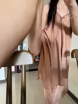 iu_uzZ – Live XXX-chat