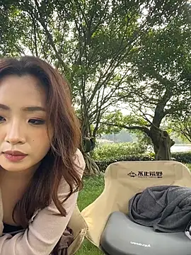 CiCi9 - 🦌园长户外脱内裤