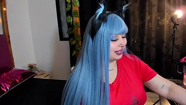 lussyevans24 라이브 XXX 채팅