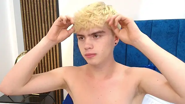 Онлайн чат XXX Ian_Stone
