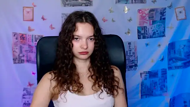 _SusieSu_ Adlı Modelin Canlı XXX Sohbeti