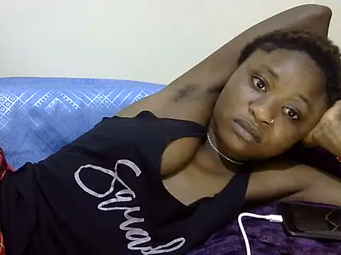 SweetTemptationKE's Live XXX Chat