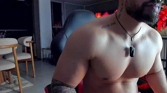 Valenthino_Salvatore Adlı Modelin Canlı XXX Sohbeti