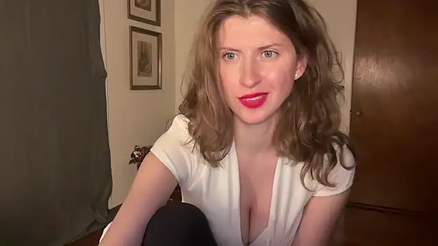 YUMIandbigWOLF: вебкам-шоу