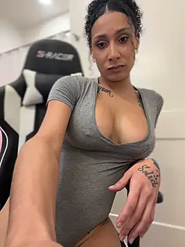 FerrariFrench Live XXX-Chat