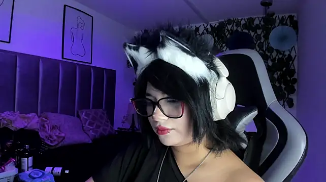 Kitty_Gang - Fuck with interactive toys 🔥